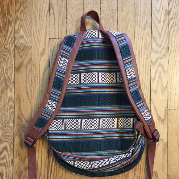 SALE Last Chance: Backpack Guatemalan-Style Fabric - Picture 2 of 4